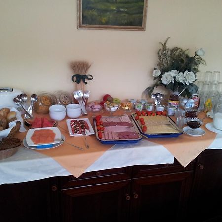 Hotel Pension Fischer Am Kudamm Берлин Экстерьер фото