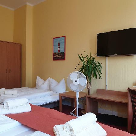 Hotel Pension Fischer Am Kudamm Берлин Экстерьер фото