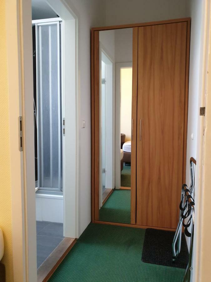 Hotel Pension Fischer Am Kudamm Берлин Экстерьер фото